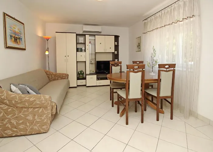 Apartment With Parking Space Silo, Krk - 18751 Silo (Krk)