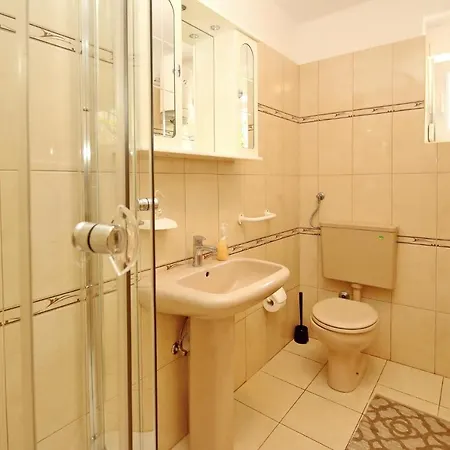 With Parking Space Silo, Krk - 18751 Appartamento *