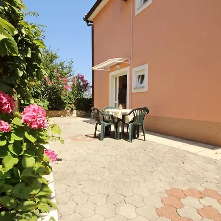 With Parking Space Silo, Krk - 18751 * Šilo