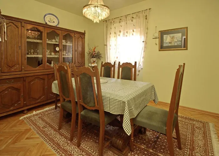 With Parking Space Silo, Krk - 18751 Apartament *